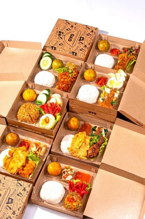 Oyo 91074塞嫩斯塔瑞兹酒店 雅加达 外观 照片